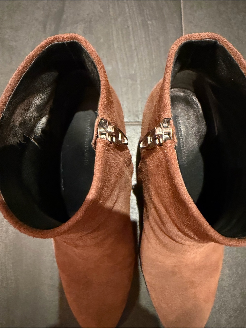 Alexander Wang Women's Suede Ankle Boots in Chestnut Brown size 37 1/2 - Picture 4 of 4